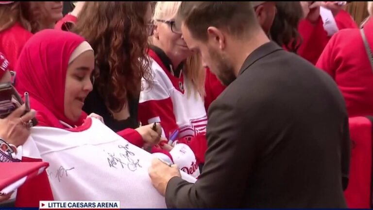 Red Wings red carpet walk to start season, before disappointing loss – Fox 2 Detroit