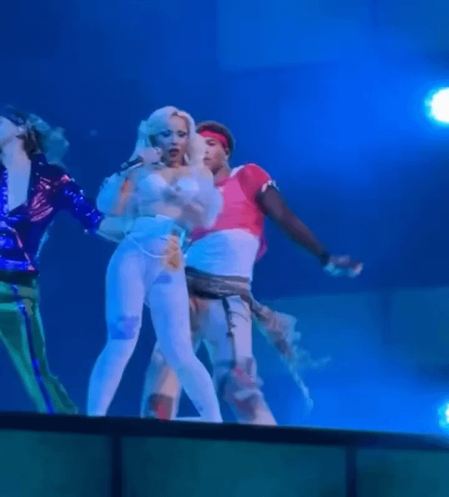 Doja Cat replaces Ed Sheeran’s name from “Call him Ed Sheeran, he loves my body” to “Call him Mac Daddy, he loves my body” at her Detroit show.